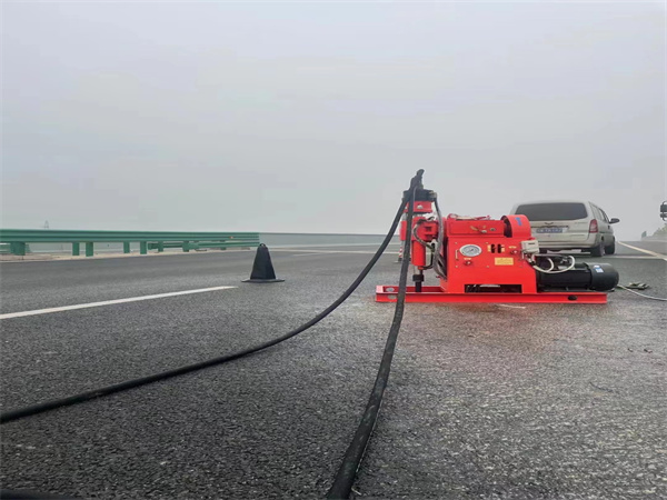 德安马路路基路面开裂下沉注浆加固灌浆